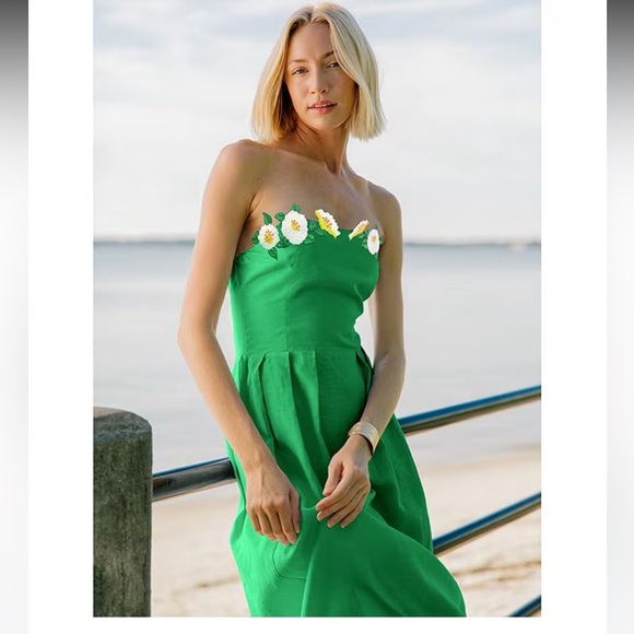 NWT Fanm Mon Citron White Full Bloom Rose Embroidered Detail Linen Midi Dress - Picture 2 of 9